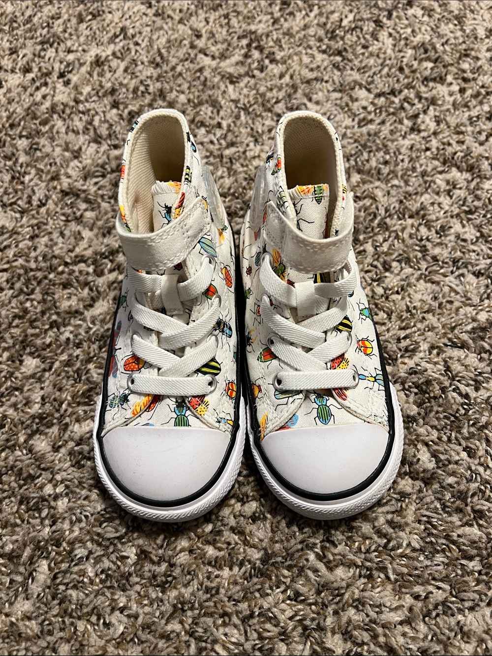 Like New Converse Bug Print High Tops Toddler Size 8